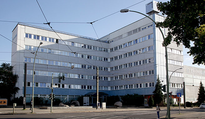 BFB B.02, Herzbergstraße 87-99